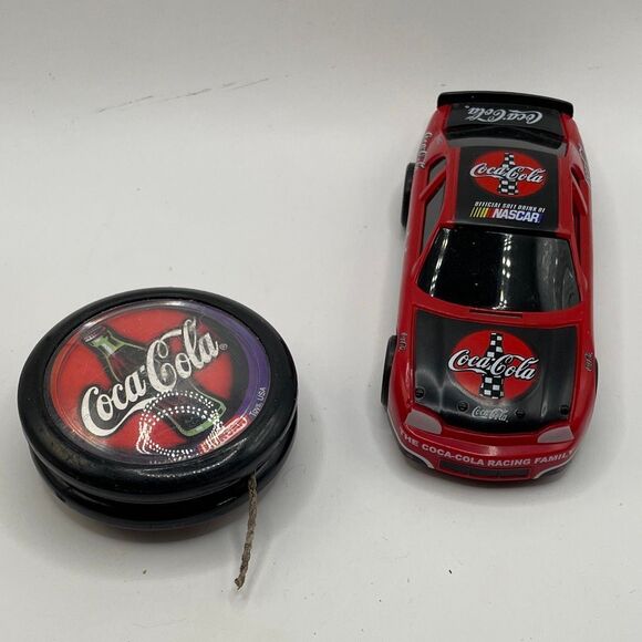 Vintage Duncan Coca Cola Yo Yo & Unbranded Coca Cola Plastic Toy Car - Picture 1 of 10